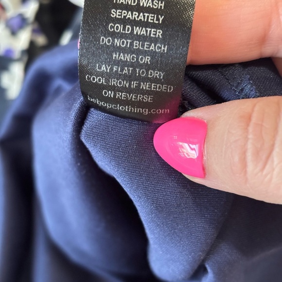 BeBop Sleeveless Aztec Print Mini Dress Navy Blue Lined Women’s Medium - Picture 12 of 12